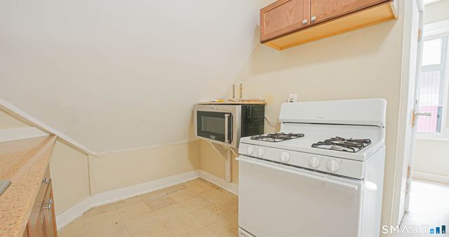 40 Shelter Street, New Haven, CT 06513