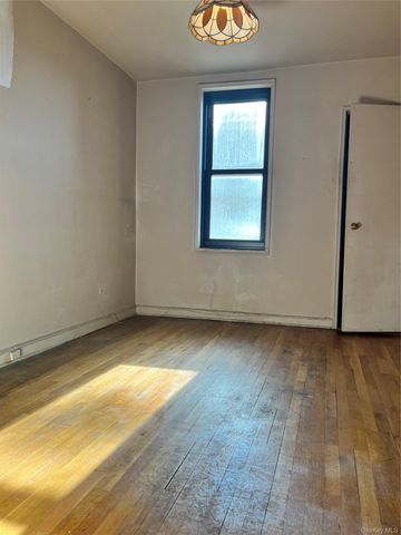 139-15 83rd Avenue 431, Briarwood, NY 11435