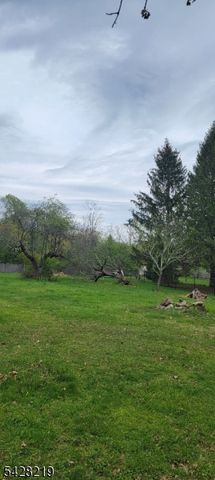 89 Mountain Ave, Mendham Boro, NJ 07945