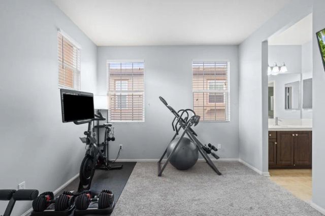 1093 Breakaway Drive, Oceanside, CA 92057