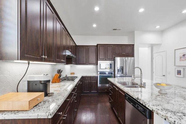 1093 Breakaway Drive, Oceanside, CA 92057