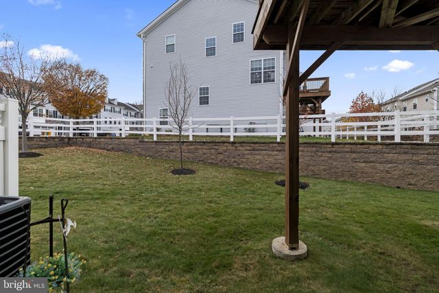 30139 HICKORY LN, Langhorne, PA 19047