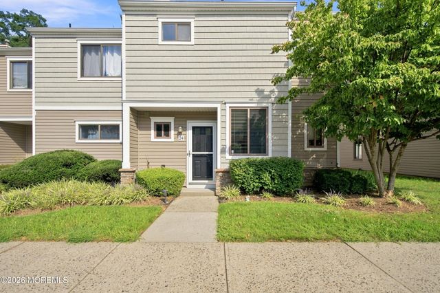 24 Gloria Court, Tinton Falls, NJ 07724