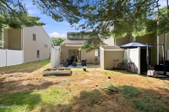 24 Gloria Court, Tinton Falls, NJ 07724