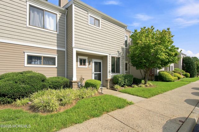 24 Gloria Court, Tinton Falls, NJ 07724