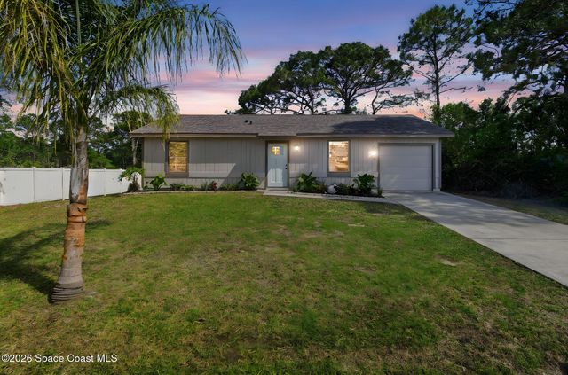 1124 Wyoming Drive SE, Palm Bay, FL 32909