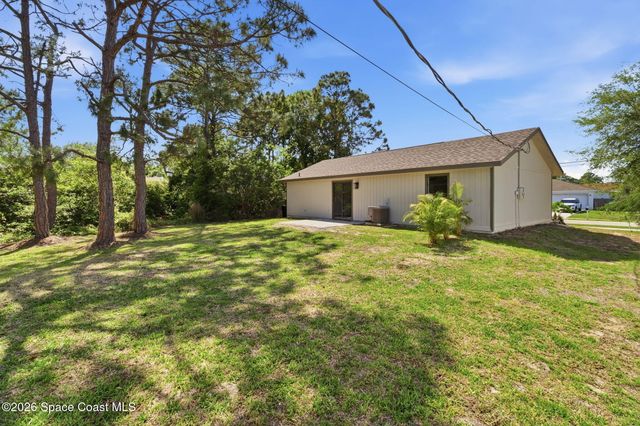 1124 Wyoming Drive SE, Palm Bay, FL 32909