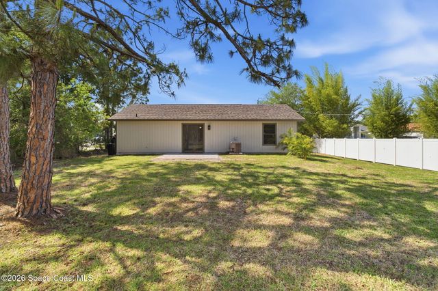 1124 Wyoming Drive SE, Palm Bay, FL 32909