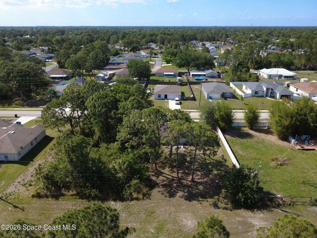 1124 Wyoming Drive SE, Palm Bay, FL 32909