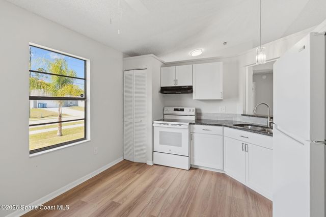 1124 Wyoming Drive SE, Palm Bay, FL 32909