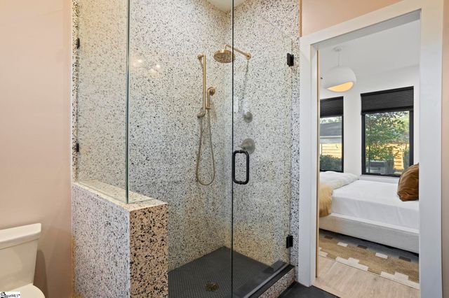 17 Winn Street, Greenville, SC 29601