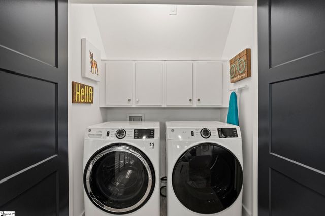 17 Winn Street, Greenville, SC 29601