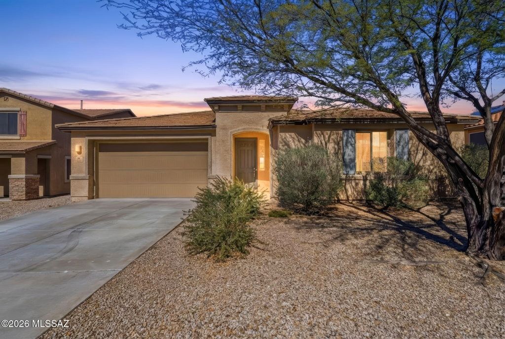 Image 1 of property listing at 111 E Adytum Place, Vail, AZ 85641