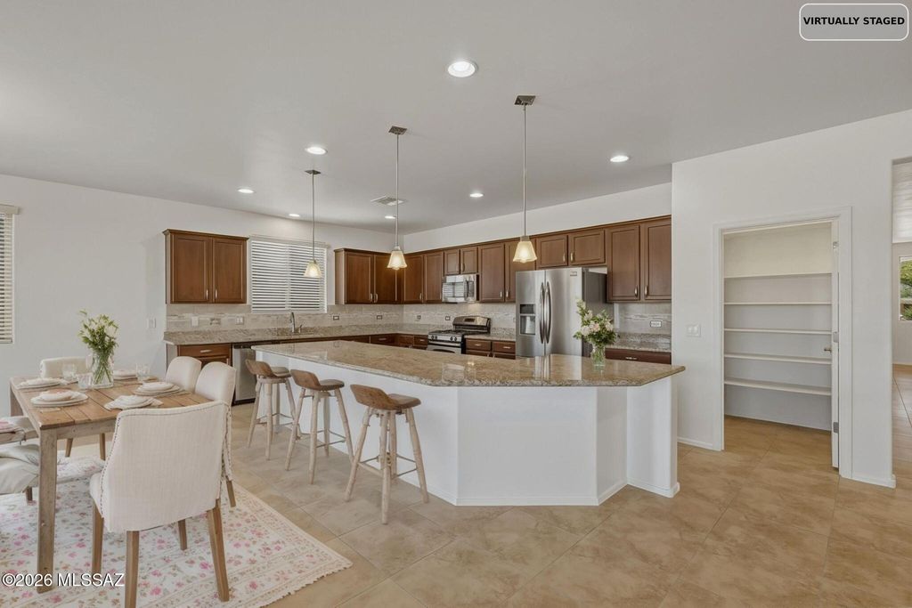 Image 19 of property listing at 111 E Adytum Place, Vail, AZ 85641