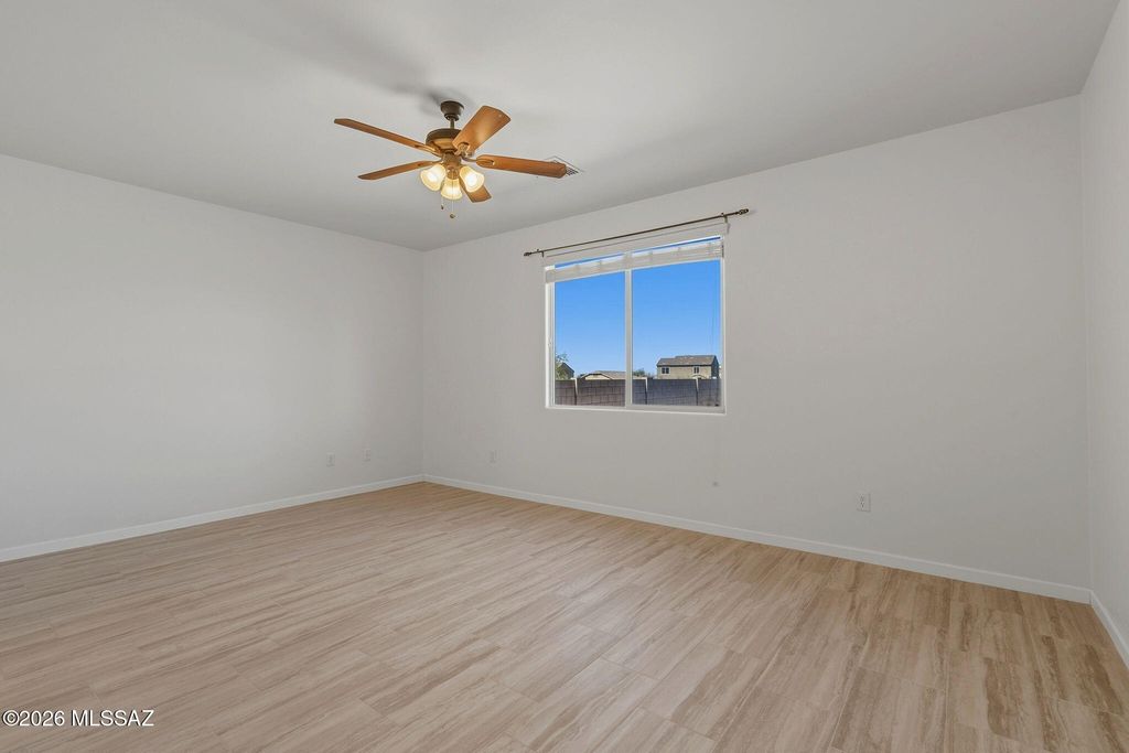 Image 32 of property listing at 111 E Adytum Place, Vail, AZ 85641