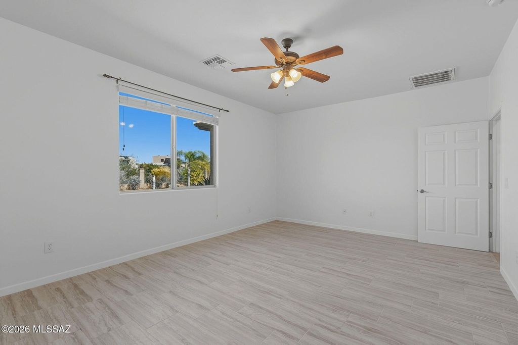 Image 36 of property listing at 111 E Adytum Place, Vail, AZ 85641