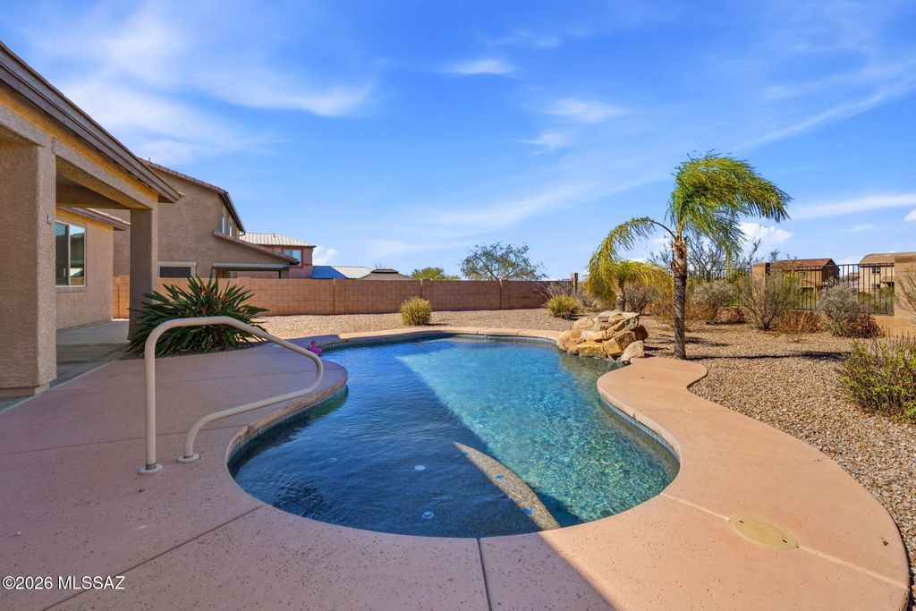 Image 45 of property listing at 111 E Adytum Place, Vail, AZ 85641