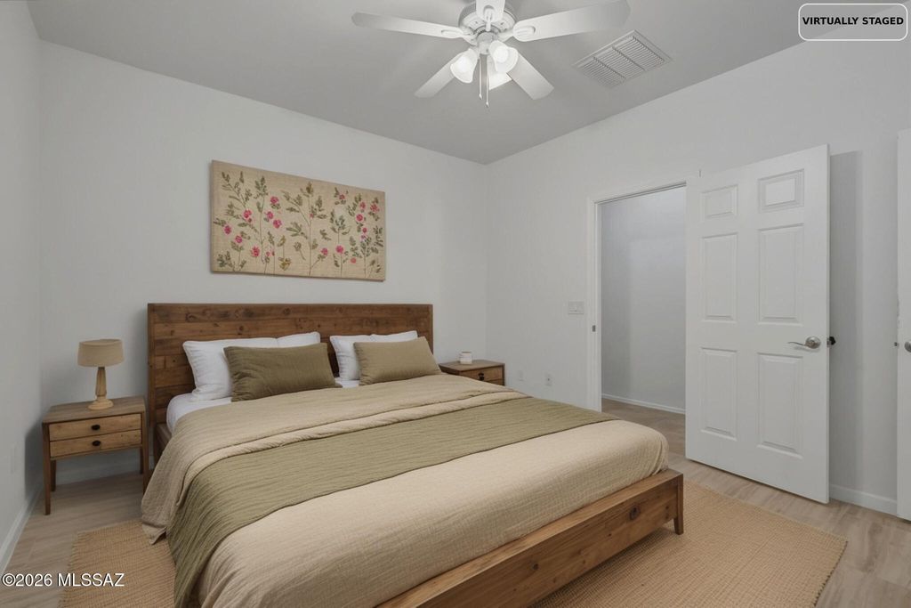 Image 5 of property listing at 111 E Adytum Place, Vail, AZ 85641