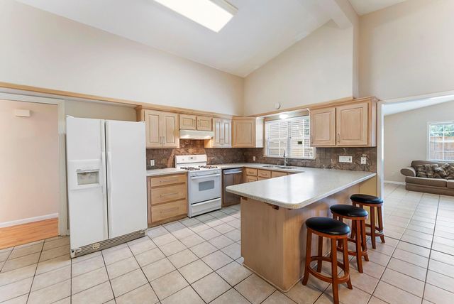 7527 Dearborn Street, Houston, TX 77055