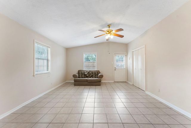 7527 Dearborn Street, Houston, TX 77055