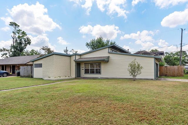 7527 Dearborn Street, Houston, TX 77055