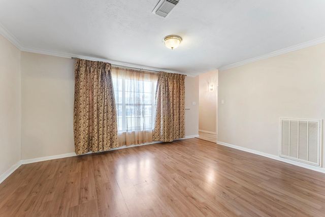 7527 Dearborn Street, Houston, TX 77055