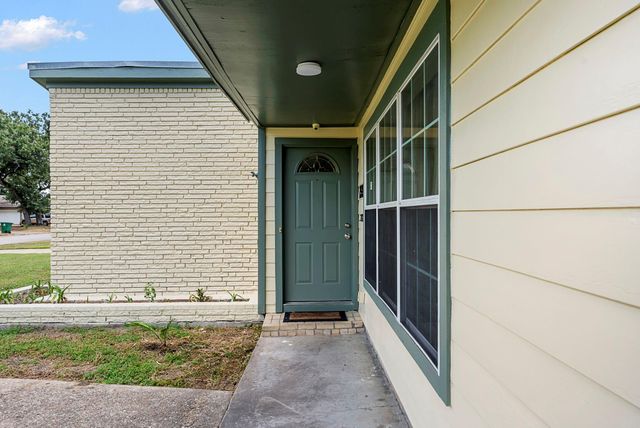 7527 Dearborn Street, Houston, TX 77055