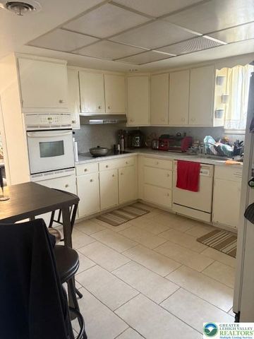 933 East Union Street, Allentown City, PA 18109