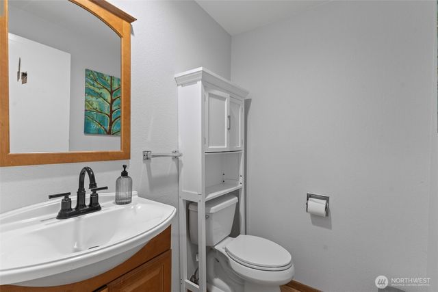 10319 SE 228th Street, Kent, WA 98031