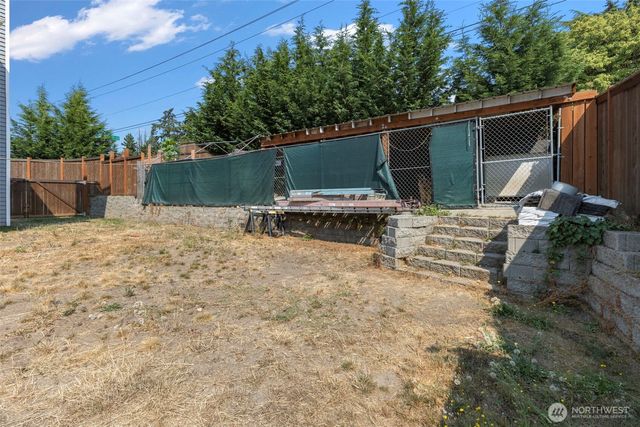10319 SE 228th Street, Kent, WA 98031