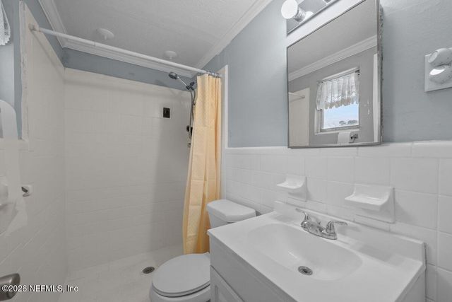 2071 COURTNEY Drive, Jacksonville, FL 32208