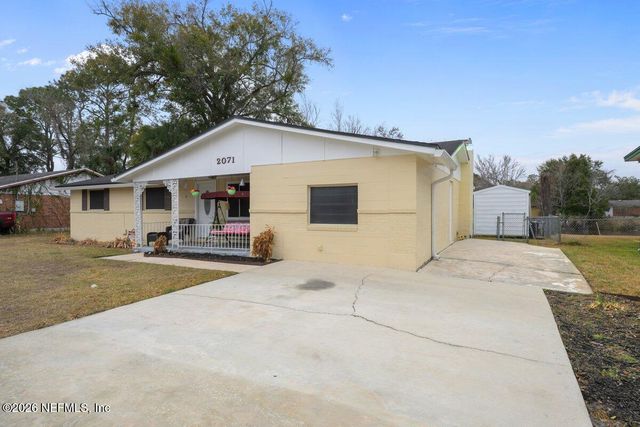 2071 COURTNEY Drive, Jacksonville, FL 32208