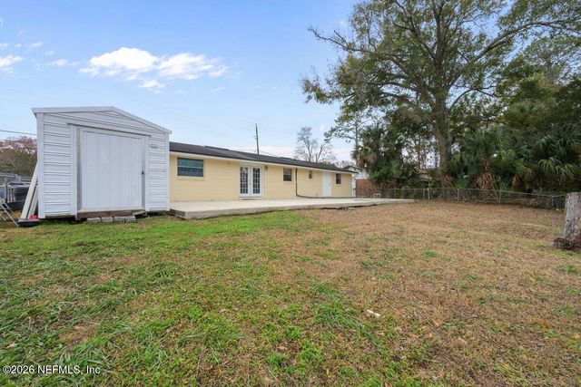 2071 COURTNEY Drive, Jacksonville, FL 32208