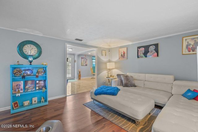 2071 COURTNEY Drive, Jacksonville, FL 32208