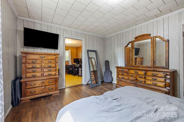 187 Oakridge Drive, Forest City, NC 28043