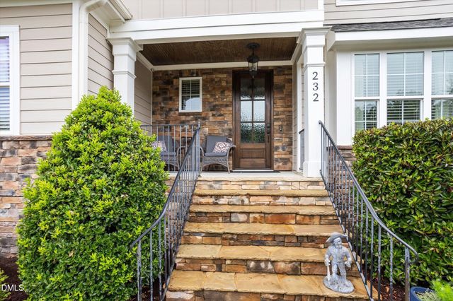 232 Sunset Bluffs Drive, Fuquay Varina, NC 27526