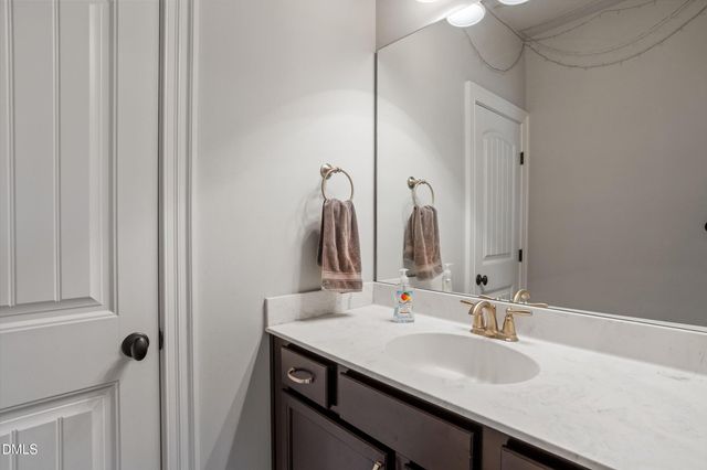 232 Sunset Bluffs Drive, Fuquay Varina, NC 27526