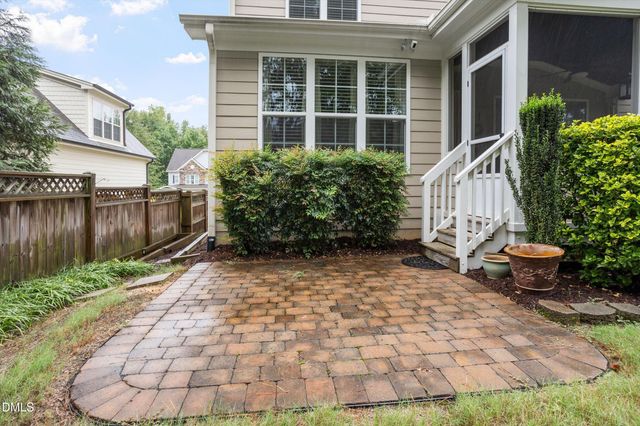 232 Sunset Bluffs Drive, Fuquay Varina, NC 27526