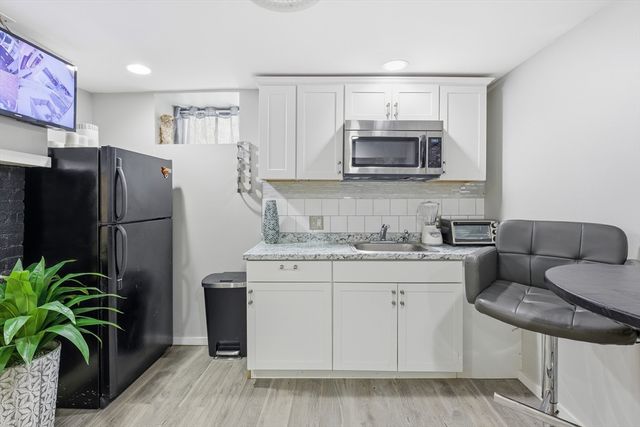 23 Lawrence Ave, Boston, MA 02121