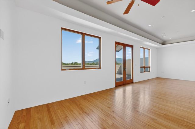 3339 Central Avenue NE 303, Albuquerque, NM 87106