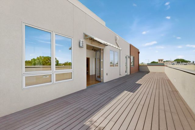 3339 Central Avenue NE 303, Albuquerque, NM 87106