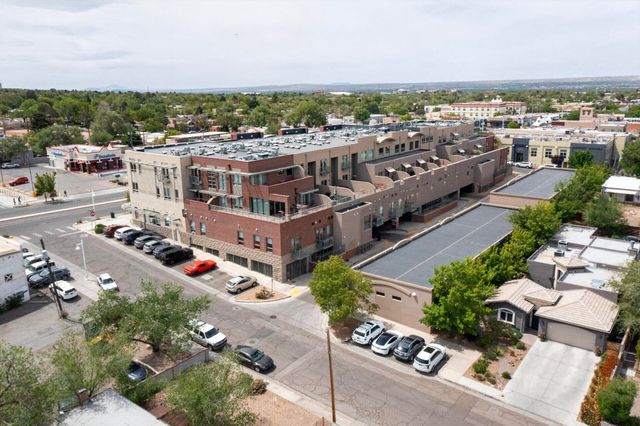 3339 Central Avenue NE 303, Albuquerque, NM 87106