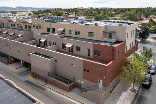 3339 Central Avenue NE 303, Albuquerque, NM 87106
