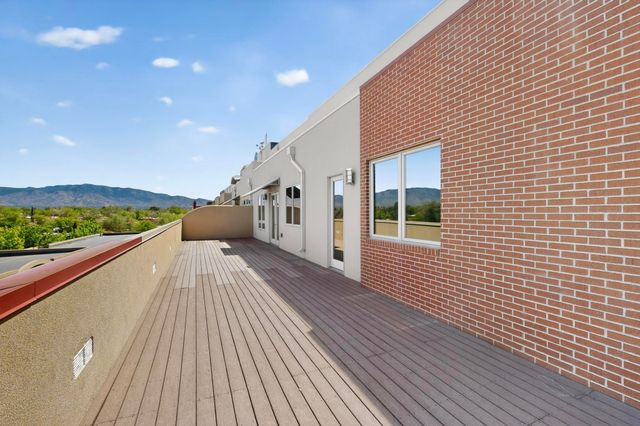 3339 Central Avenue NE 303, Albuquerque, NM 87106
