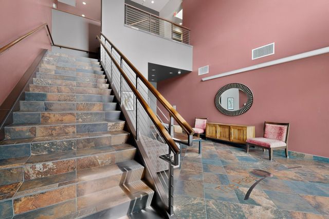 3339 Central Avenue NE 303, Albuquerque, NM 87106