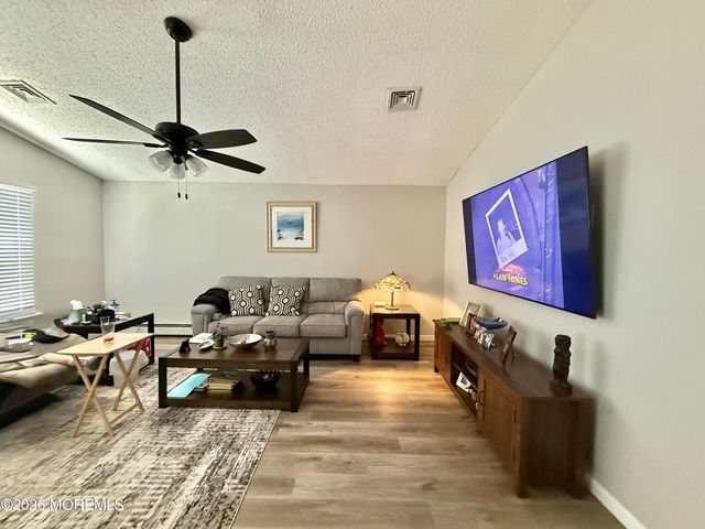 24 Mariner Place, Brick, NJ 08723