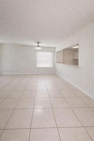 17650 NW 68th Ave A2001, Hialeah, FL 33015