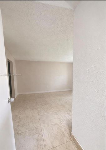 17650 NW 68th Ave A2001, Hialeah, FL 33015