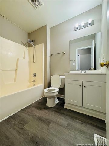 6124 Lonestar Road, Fayetteville, NC 28303