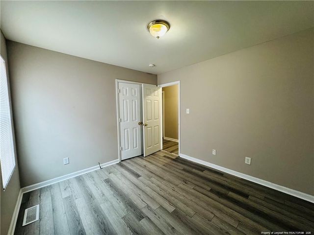 6124 Lonestar Road, Fayetteville, NC 28303